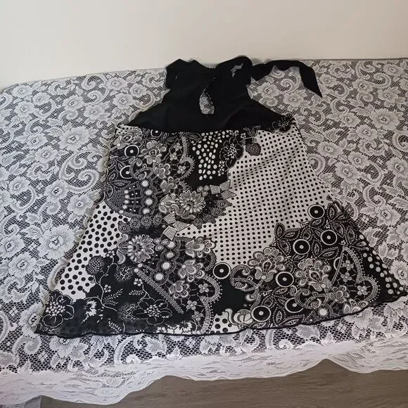 Vintage Floral Print Halterneck Sleeveless Blouse - Picture 9 of 13